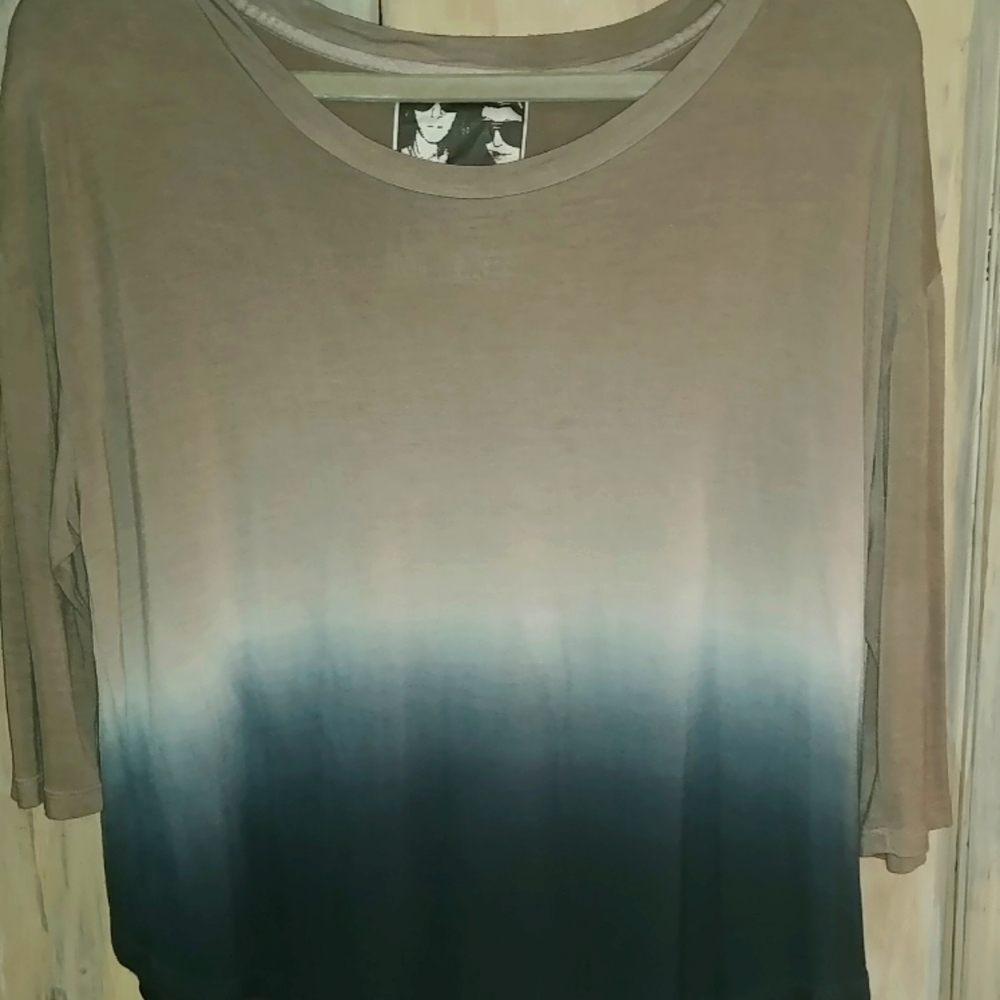 YOUNG, FABULOUS & BROKE TYE DYE TOP